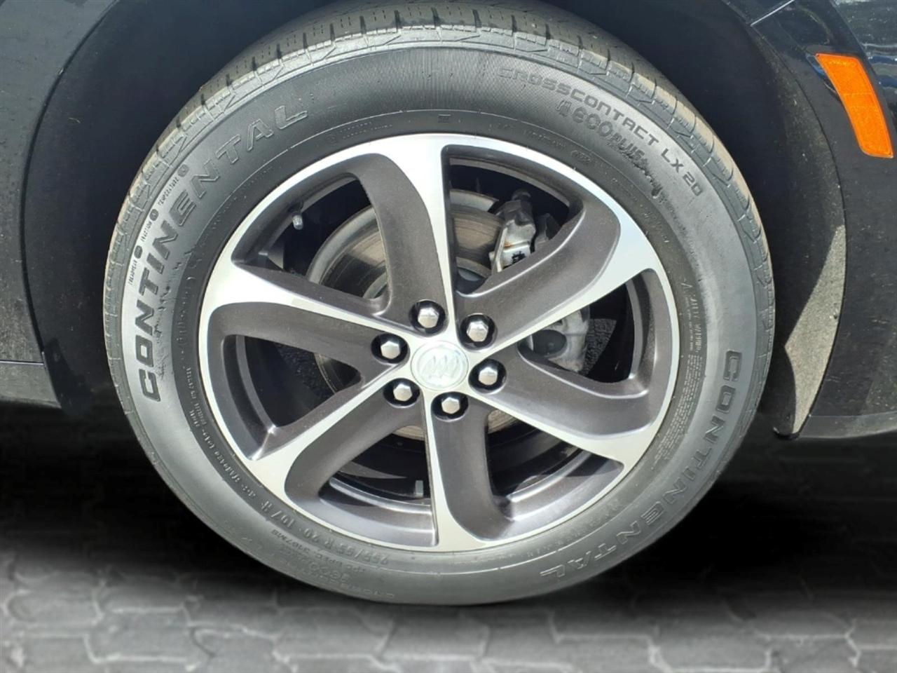Buick Enclave FWD 4dr Essence 2022
