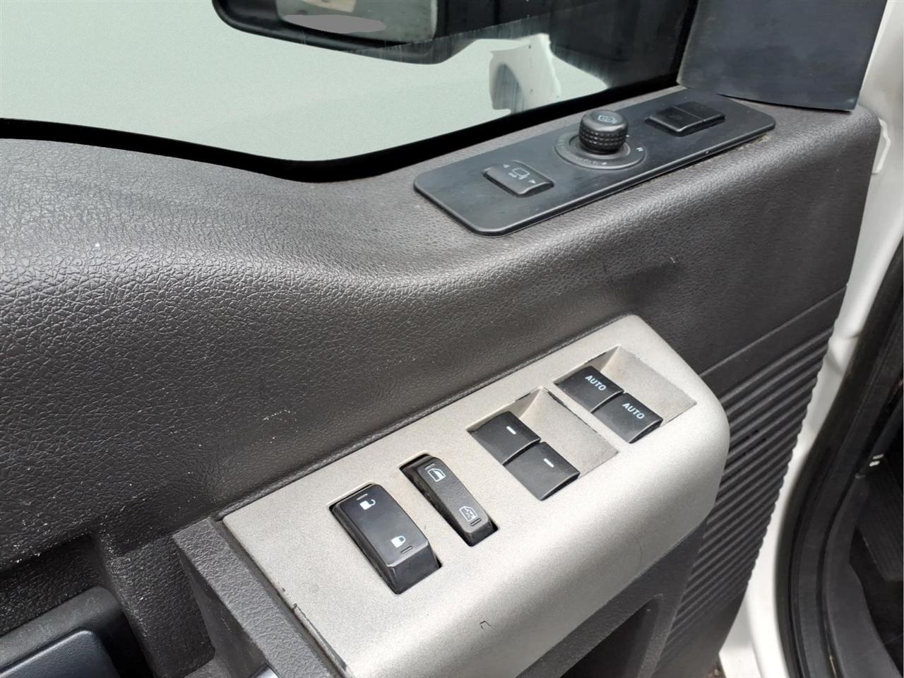 Ford Super Duty F-250 SRW 4WD Crew Cab 156" Lariat 2014
