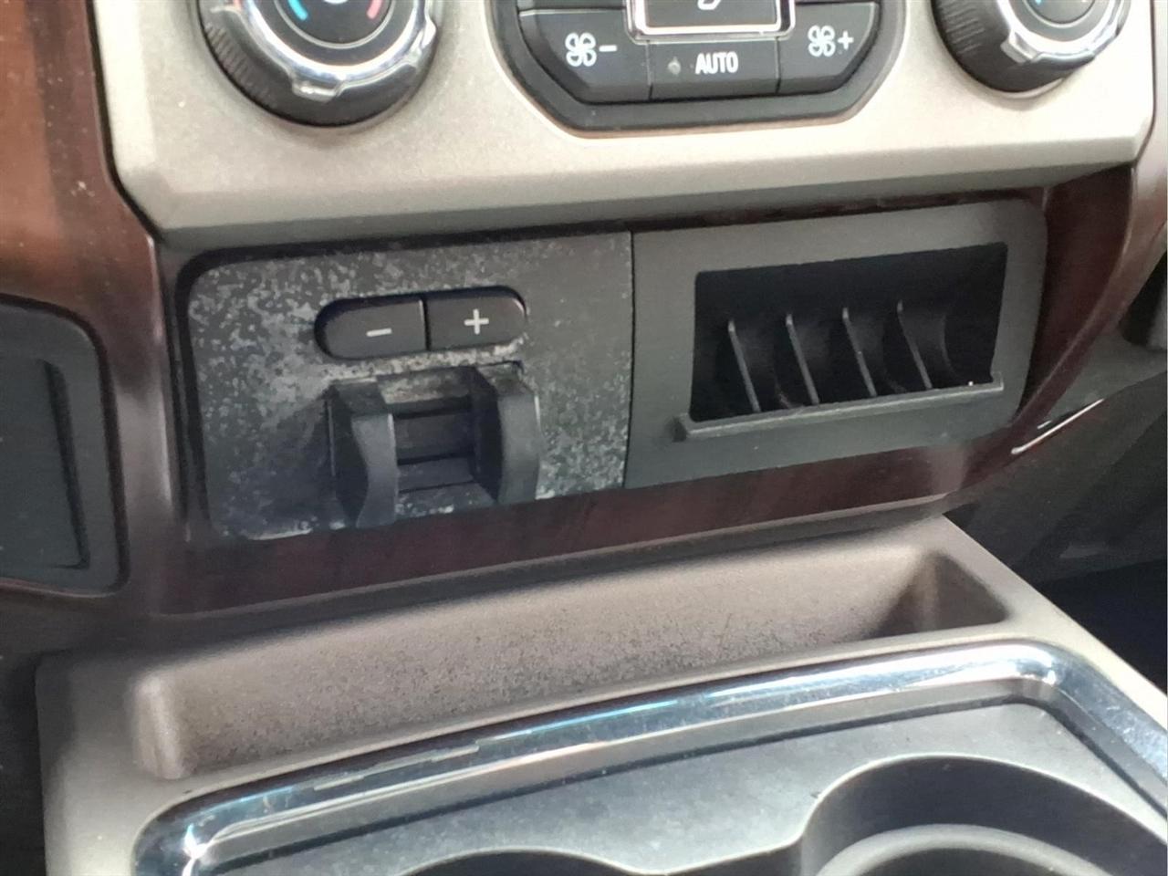 Ford Super Duty F-250 SRW 4WD Crew Cab 156" Lariat 2014