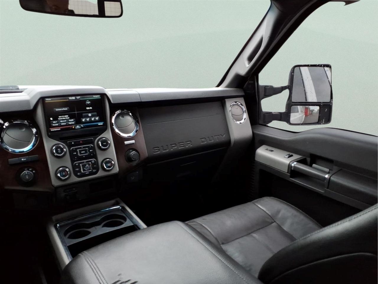 Ford Super Duty F-250 SRW 4WD Crew Cab 156" Lariat 2014