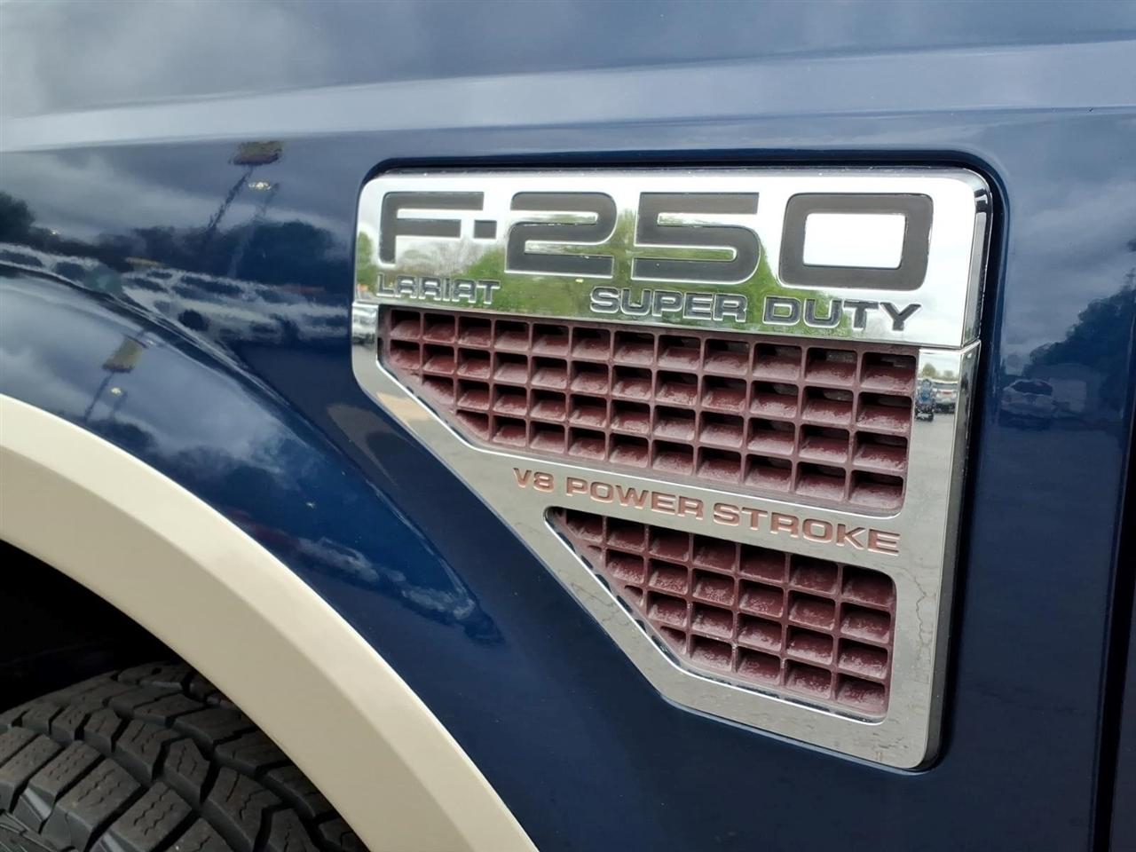 Ford Super Duty F-250 SRW 4WD Crew Cab 172" Lariat 2008