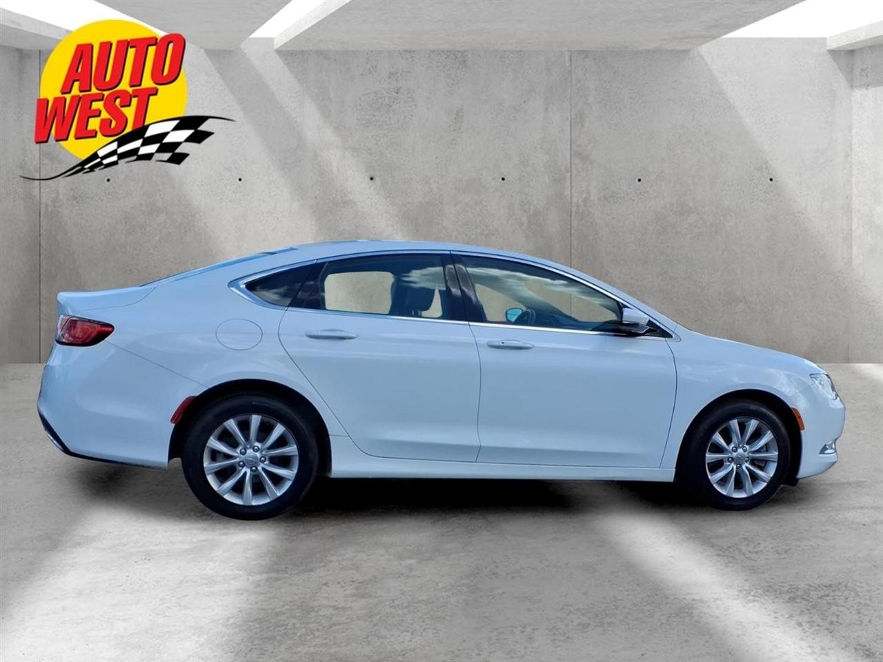 Chrysler 200 4dr Sdn C FWD 2016