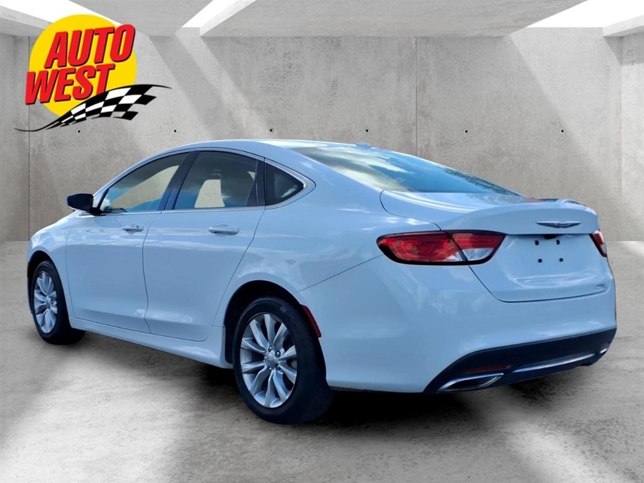 Chrysler 200 4dr Sdn C FWD 2016