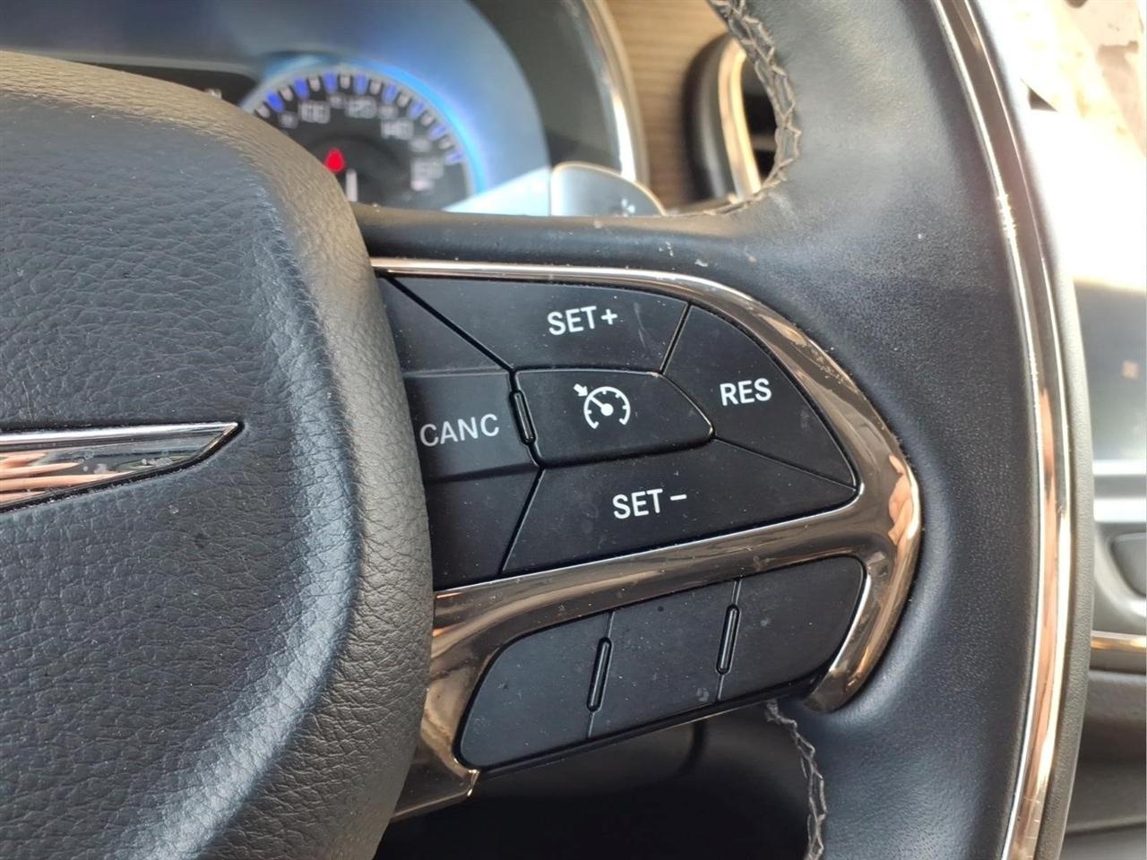 Chrysler 200 4dr Sdn C FWD 2016