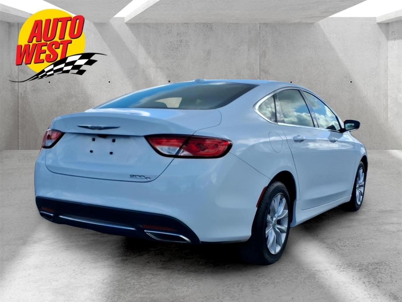 Chrysler 200 4dr Sdn C FWD 2016