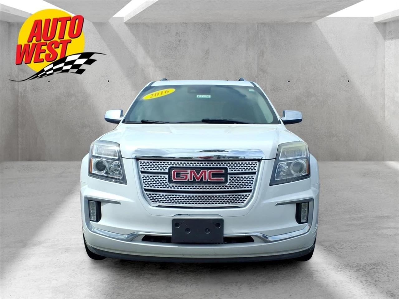 2016 GMC Terrain AWD Denali's photo