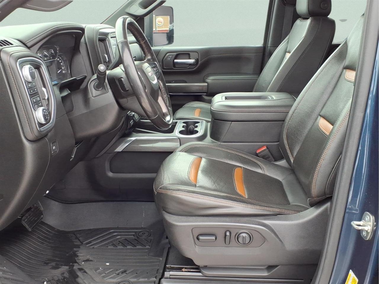 GMC Sierra 2500HD 4WD Crew Cab 159" AT4 2020