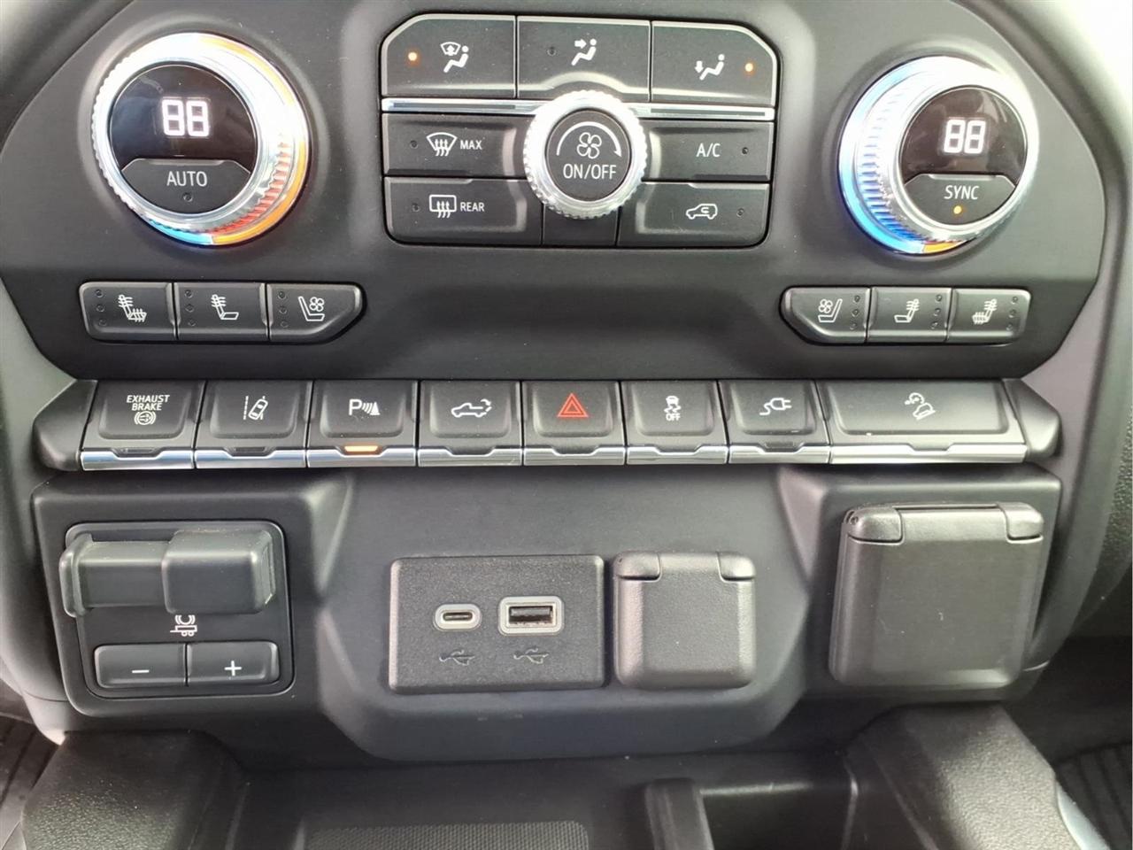 GMC Sierra 2500HD 4WD Crew Cab 159" AT4 2020
