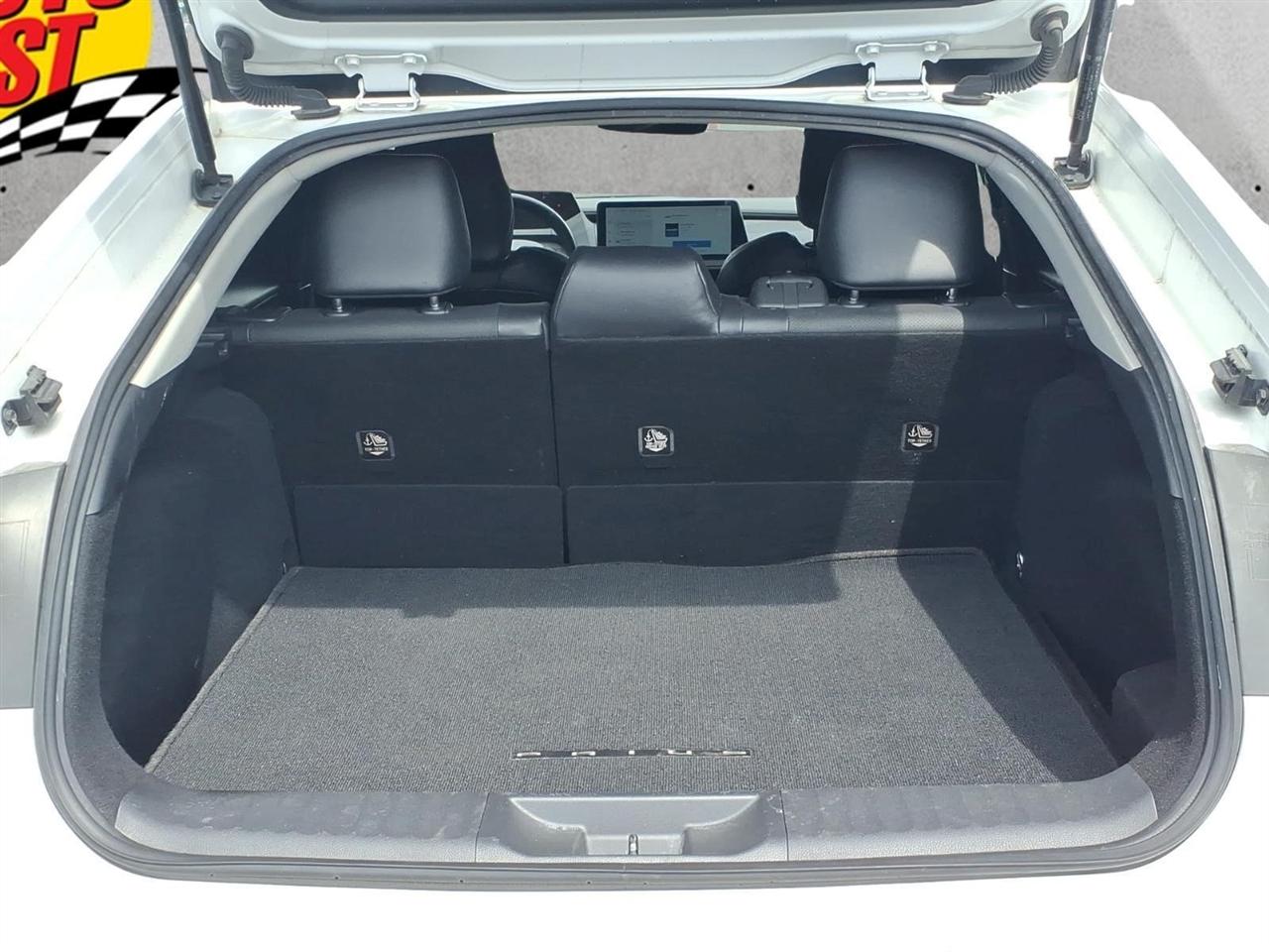 Toyota Prius Limited (Natl) 2023