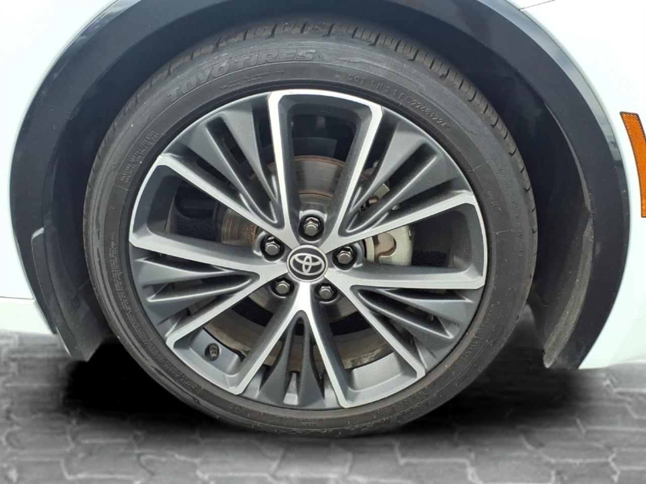 Toyota Prius Limited (Natl) 2023