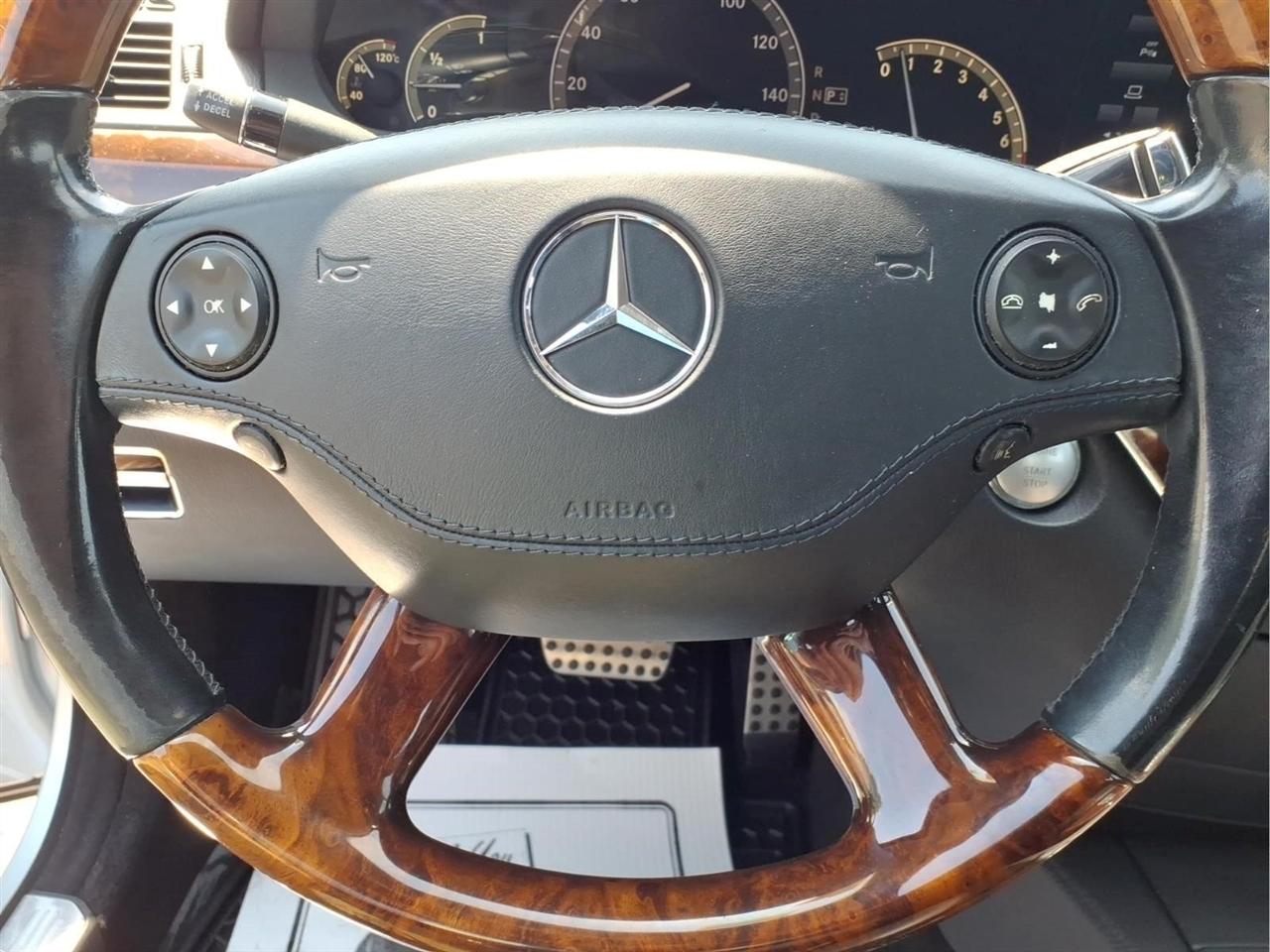Mercedes-Benz S-Class 4dr Sdn 5.5L V8 4MATIC 2008