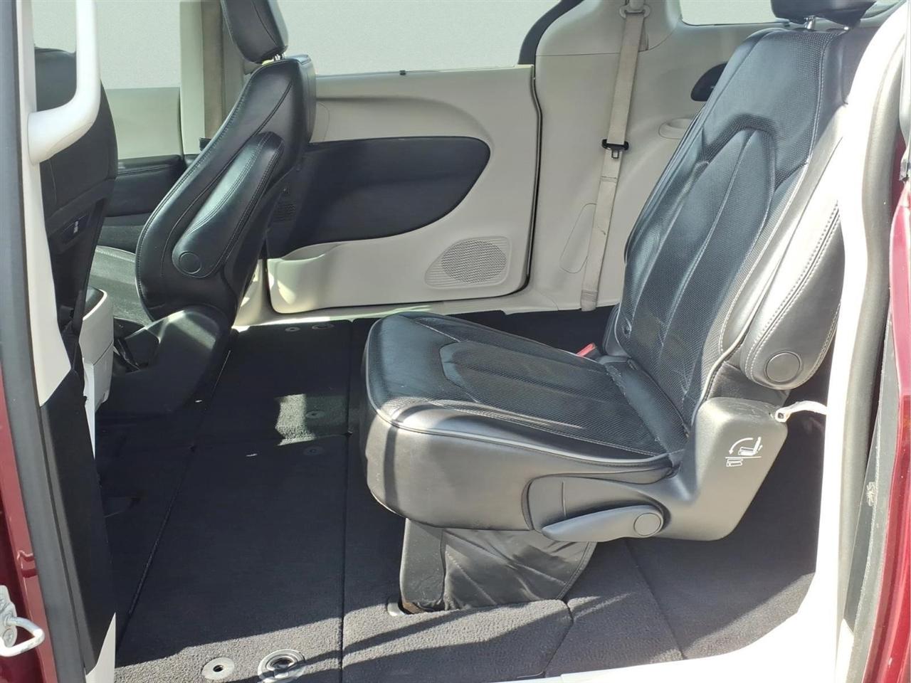 Chrysler Pacifica Limited FWD 2020