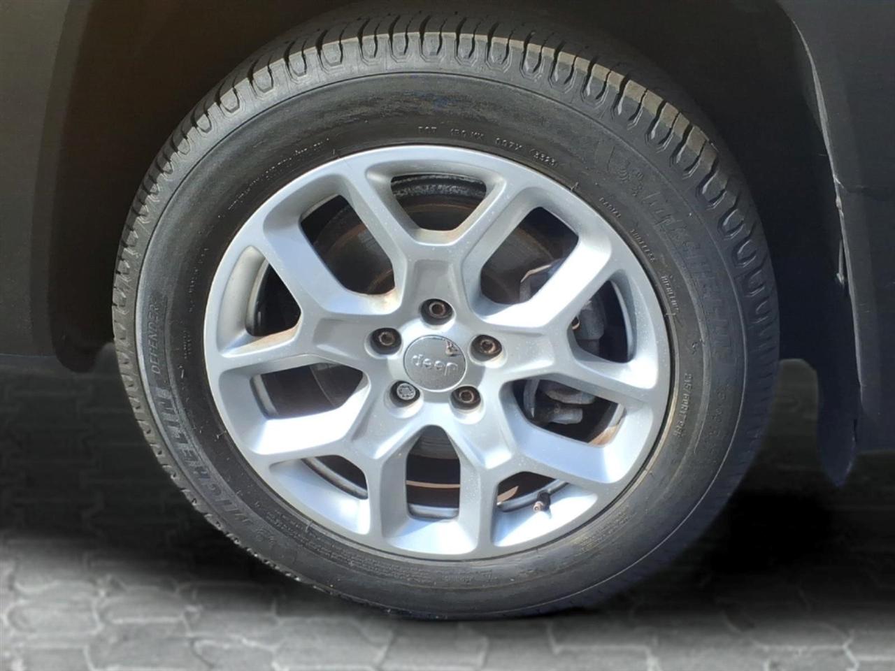 Jeep Renegade FWD 4dr Latitude 2015