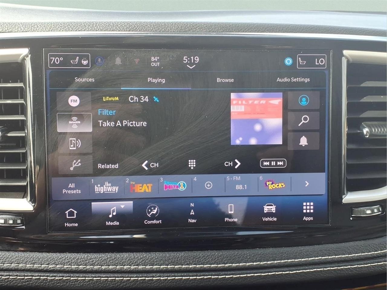 Chrysler Pacifica Hybrid Touring L FWD 2021