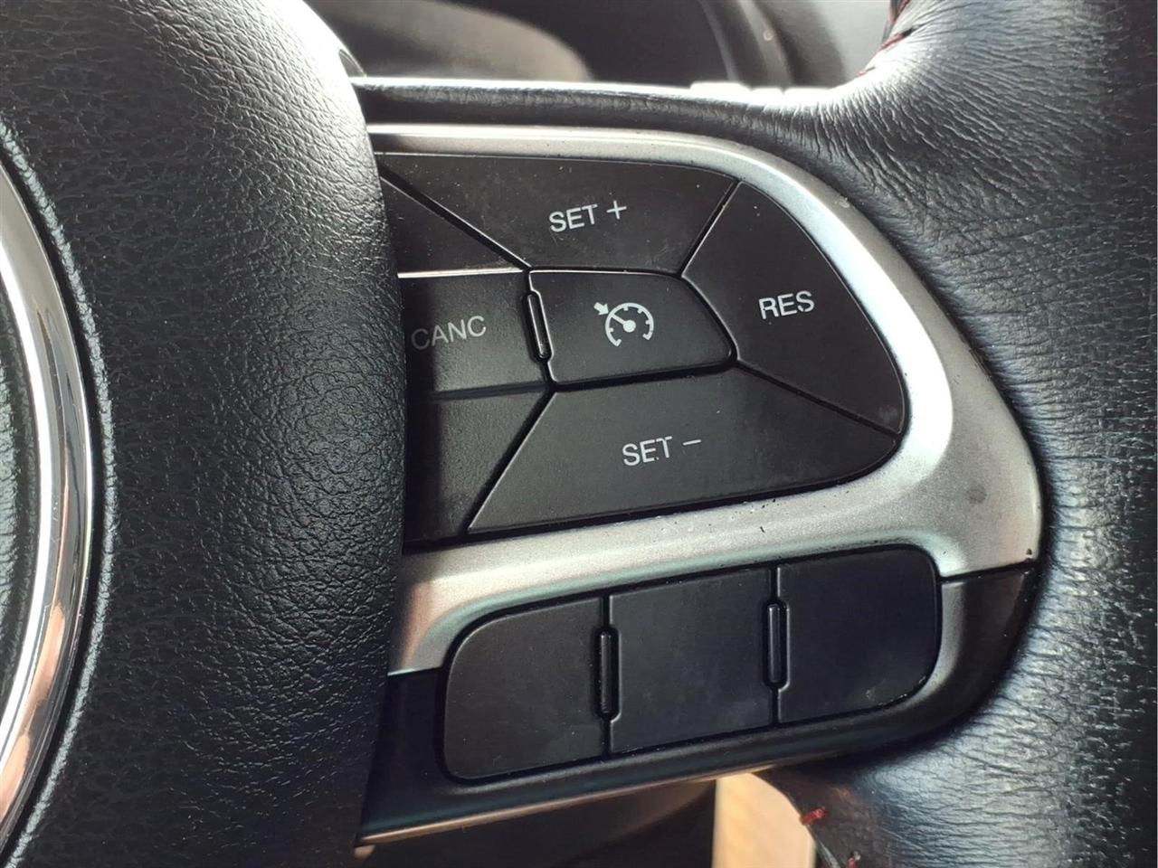 Jeep Renegade 4WD 4dr Trailhawk 2015