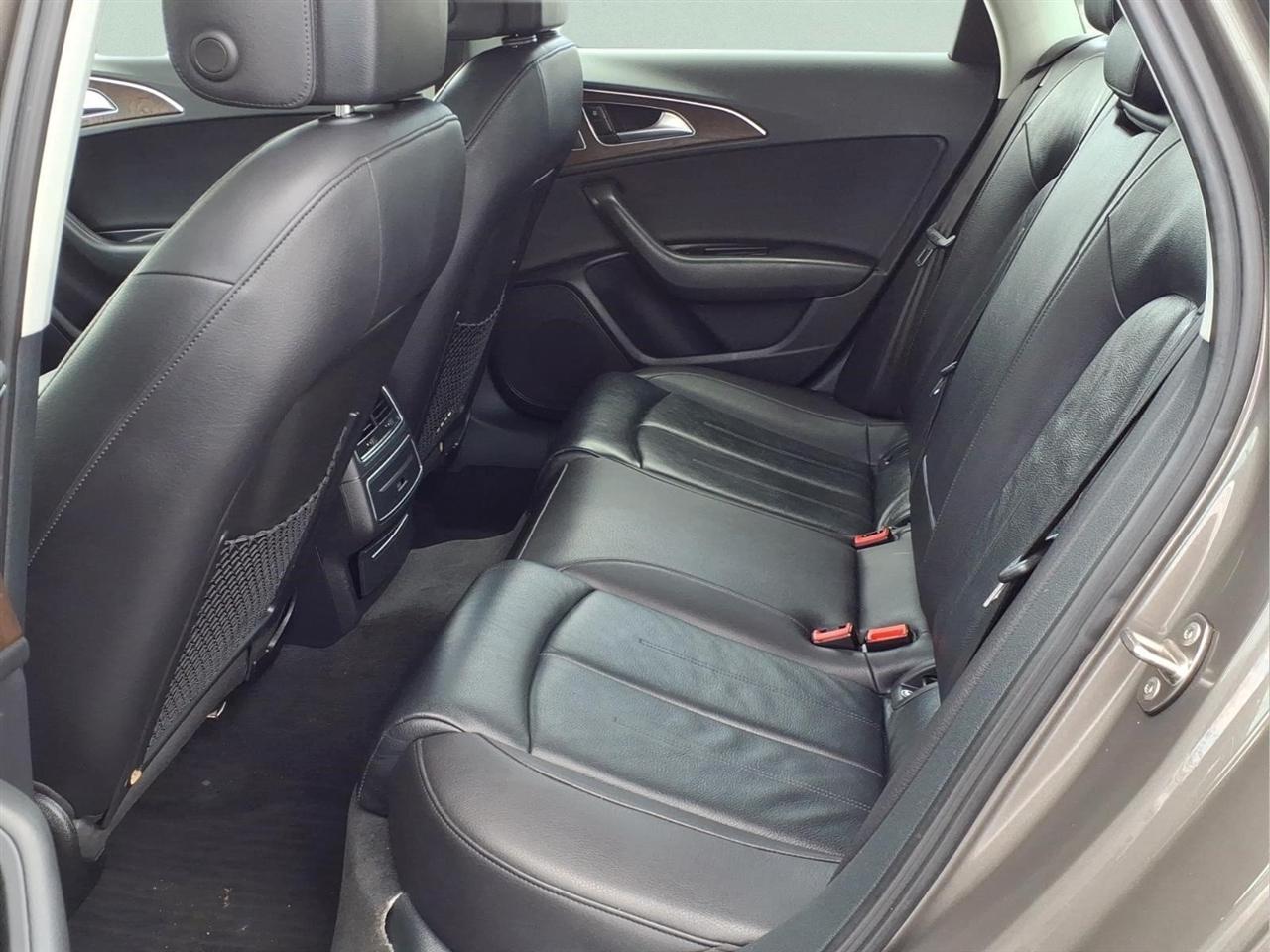 Audi A6 4dr Sdn quattro 3.0T Premium Plus 2012