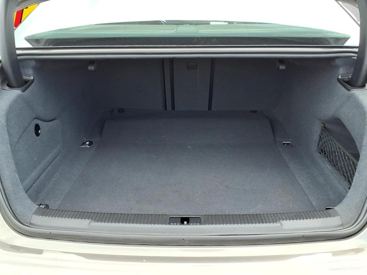 Audi A6 4dr Sdn quattro 3.0T Premium Plus 2012