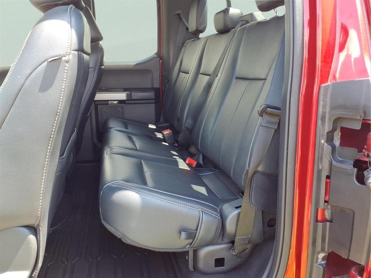 Ford Super Duty F-250 SRW Lariat 4WD SuperCab 8' Box 2022
