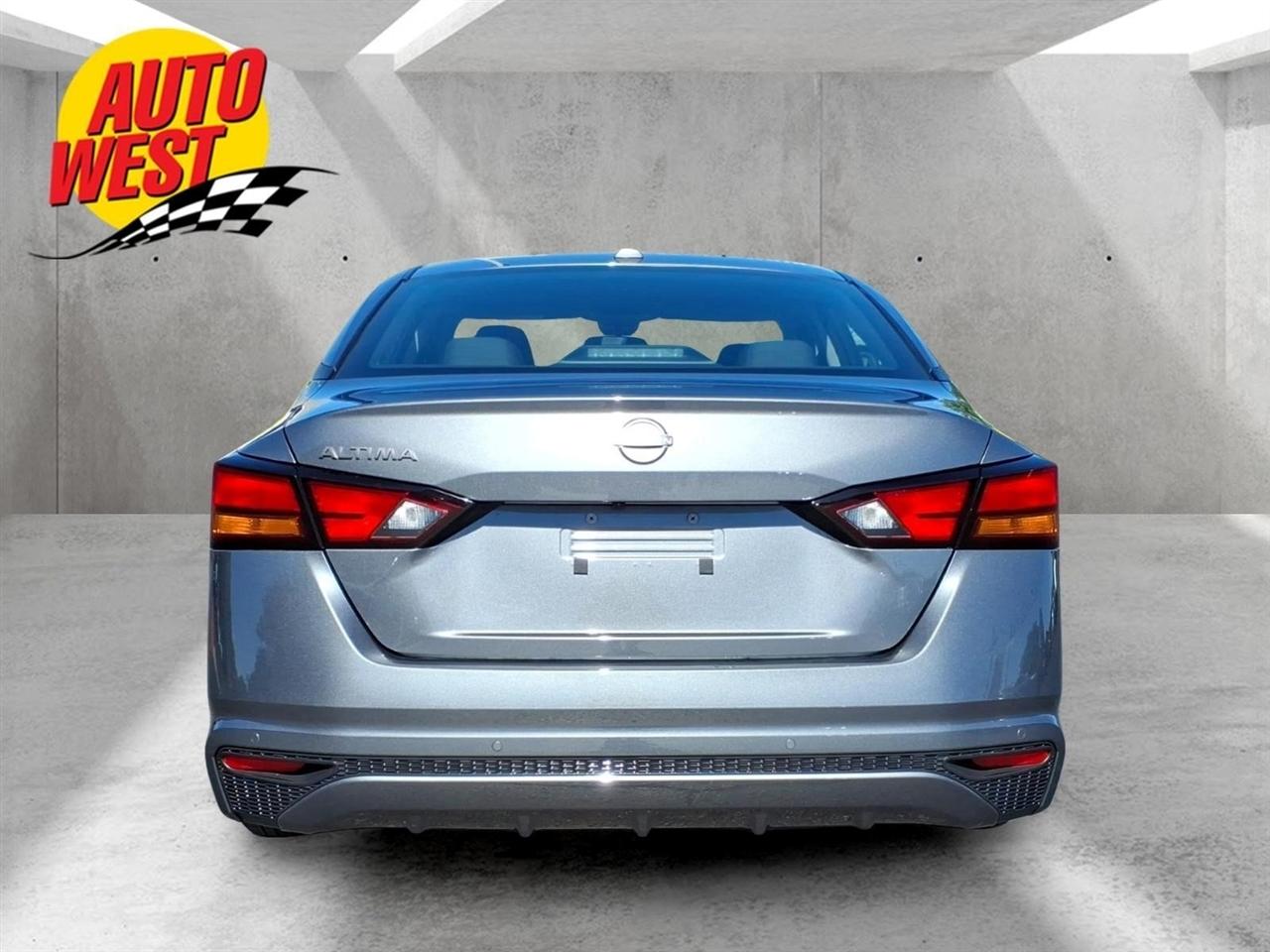 Nissan Altima SV FWD 2025