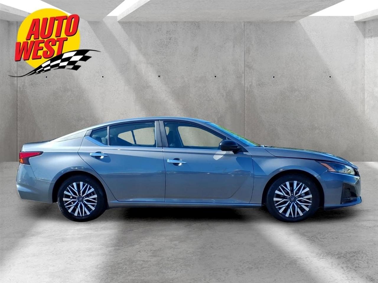 Nissan Altima SV FWD 2025