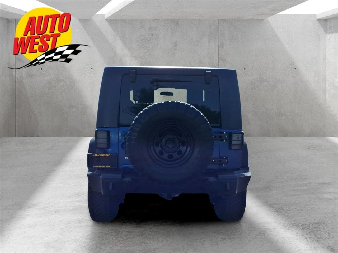 Jeep Wrangler 4WD 2dr Mountain 2010