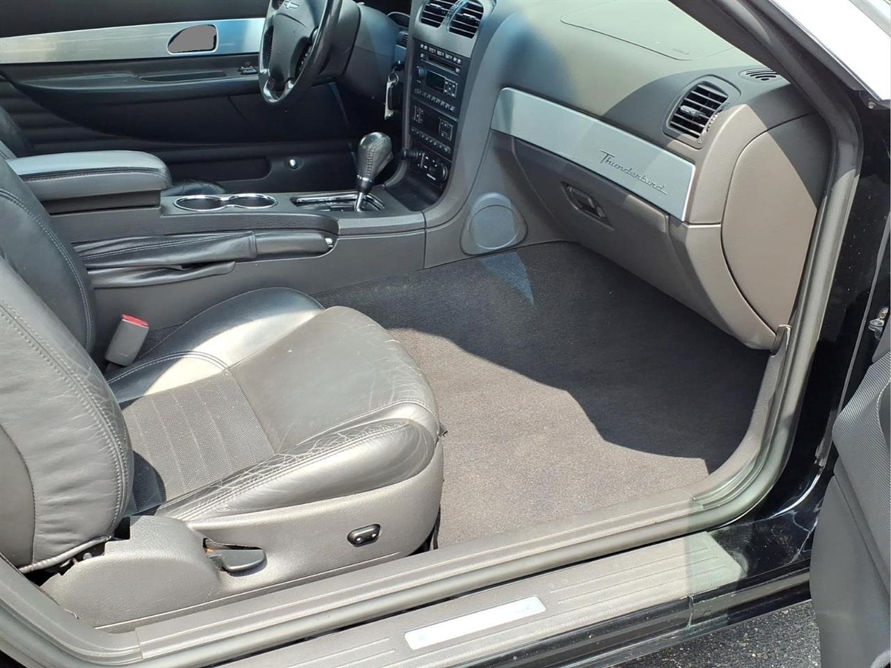 2002 Ford Thunderbird Premium - Photo 12