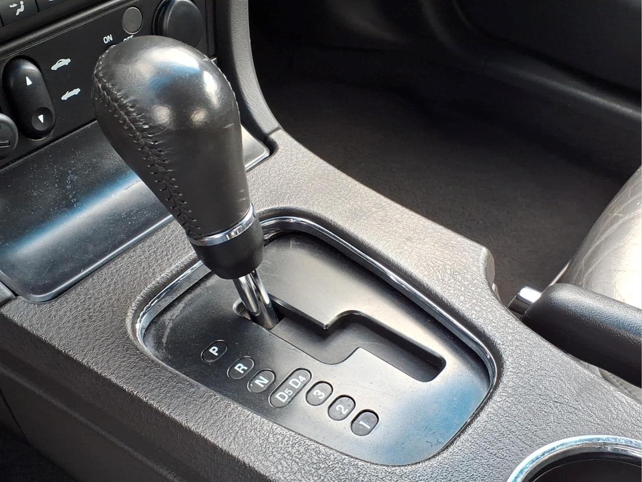 2002 Ford Thunderbird Premium - Photo 22