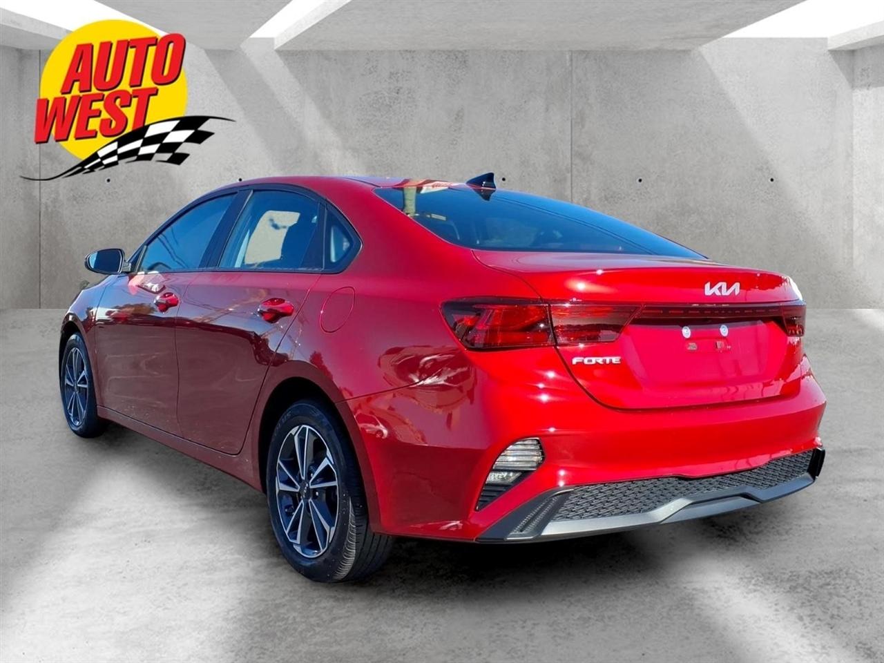Kia Forte LXS IVT 2023
