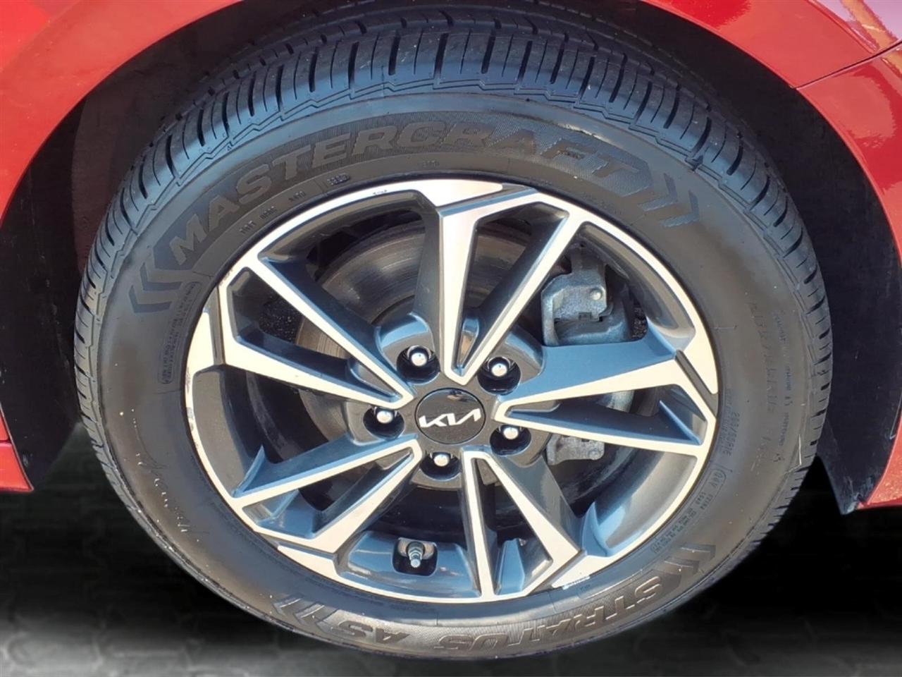 Kia Forte LXS IVT 2023