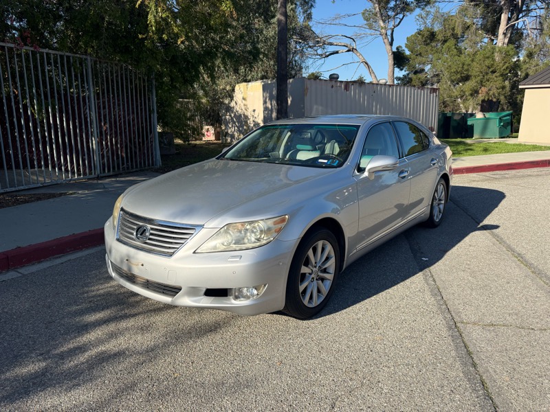2011 Lexus LS 460 Luxury Sedan