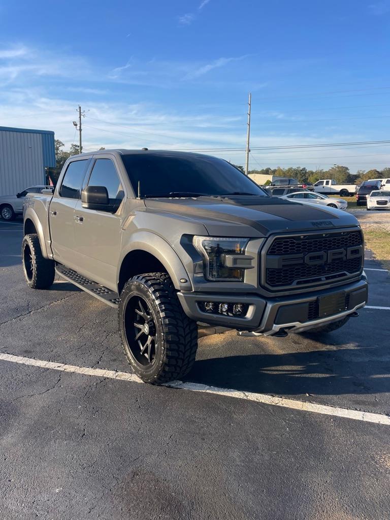 2018 Ford F-150 Raptor SuperCrew 4WD