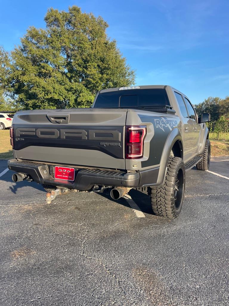 Ford F-150 Raptor SuperCrew 4WD 2018