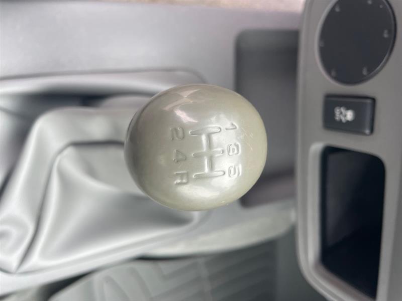 Nissan Frontier S King Cab I4 5MT 2WD 2016