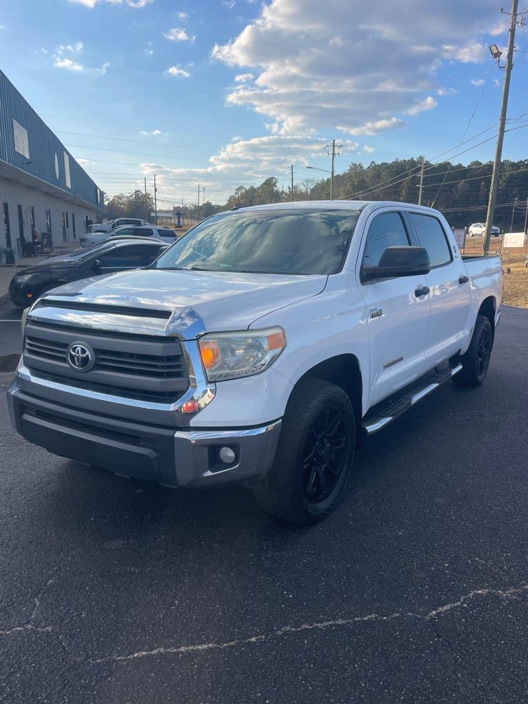 2014 Toyota Tundra SR5