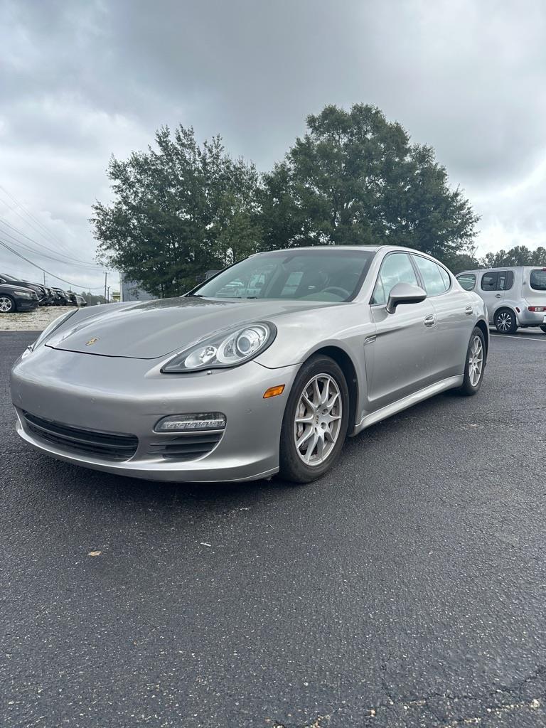 2011 Porsche Panamera Base's photo
