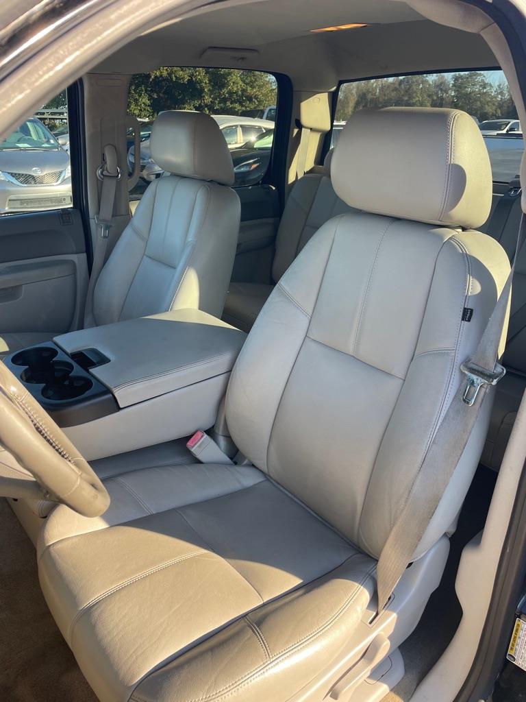 2013 Chevrolet Silverado 1500 LT photo 4