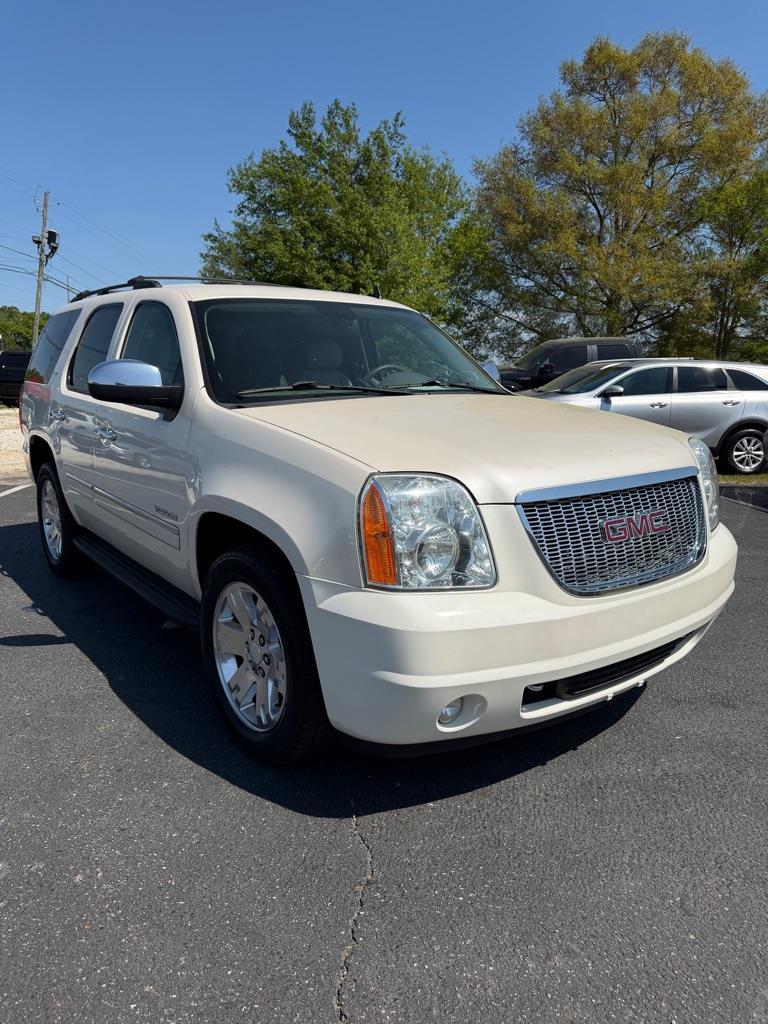 2013 GMC Yukon SLT 2WD