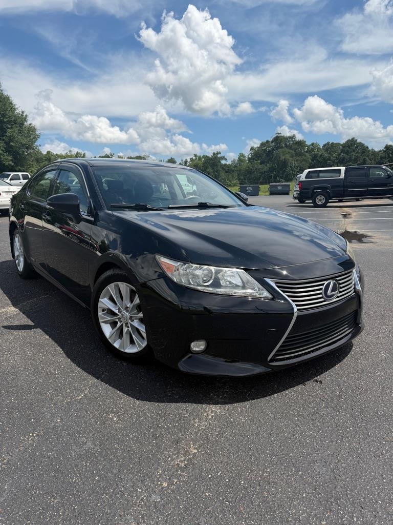 2014 Lexus ES 350 300h's photo