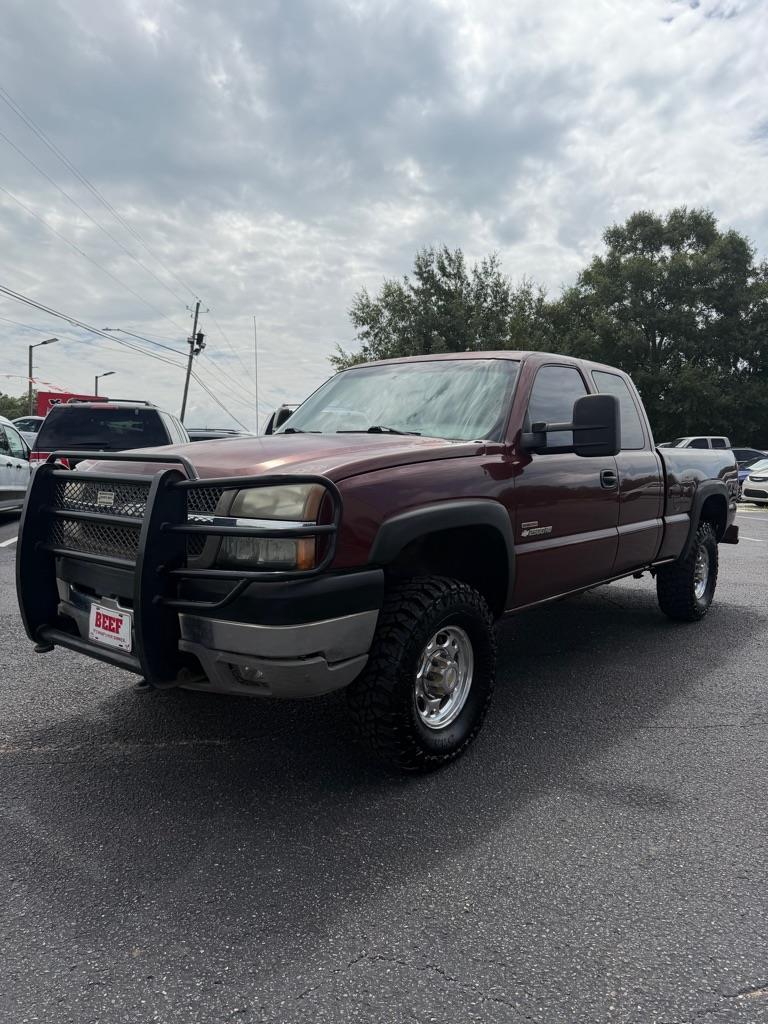 2003 Chevrolet Silverado 2500HD Ext. Cab Long Bed 4WD