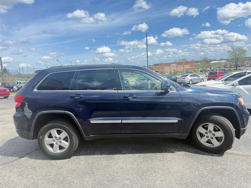 Jeep Grand Cherokee Laredo 4WD 2012