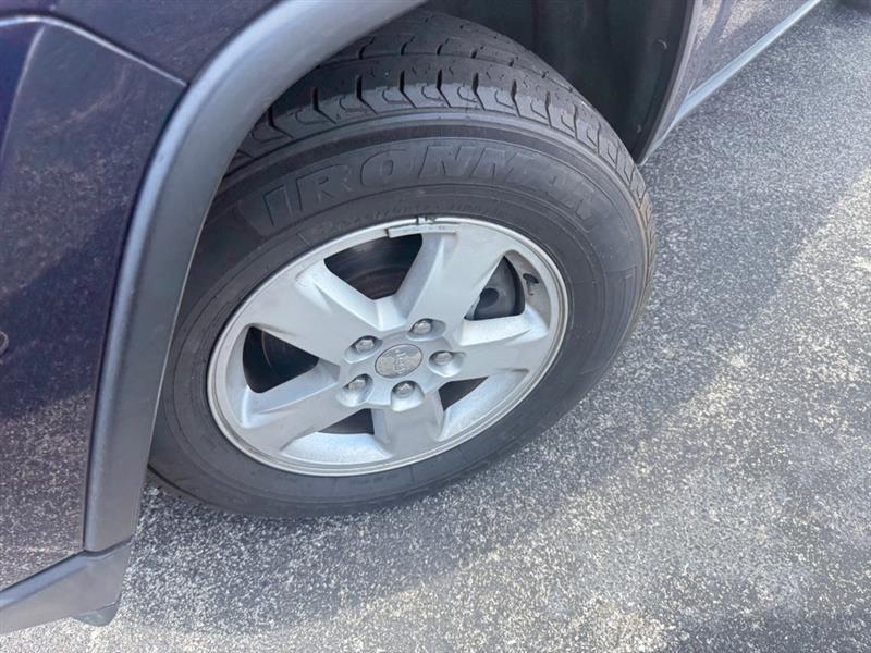 Jeep Grand Cherokee Laredo 4WD 2012