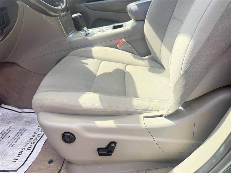 Jeep Grand Cherokee Laredo 4WD 2012