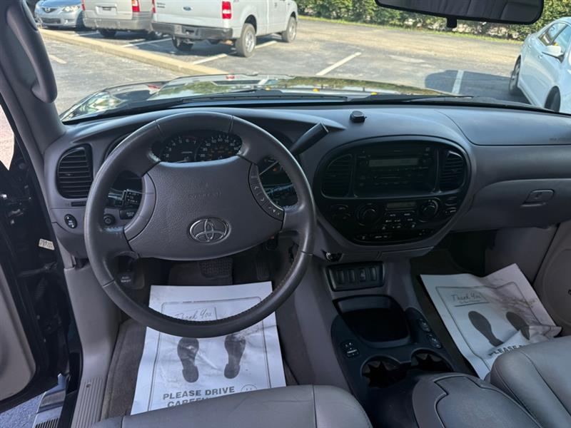 Toyota Sequoia SR5 4WD 2007