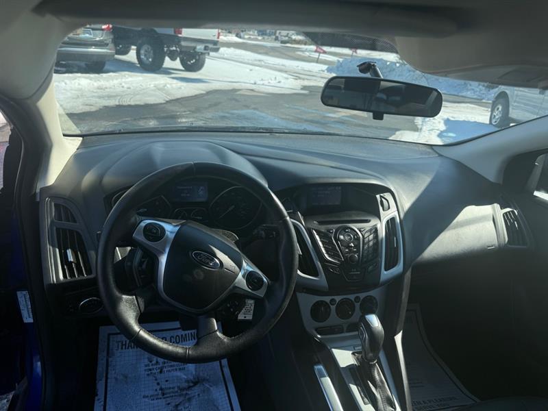 Ford Focus SE Sedan 2013