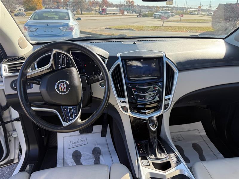 Cadillac SRX Luxury Collection 2013