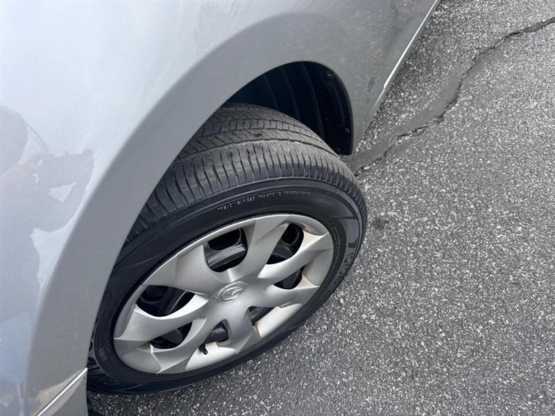 Mazda MAZDA3 i SV AT 4-Door 2014