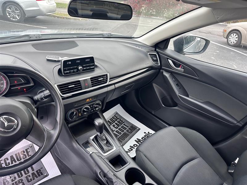 Mazda MAZDA3 i SV AT 4-Door 2014