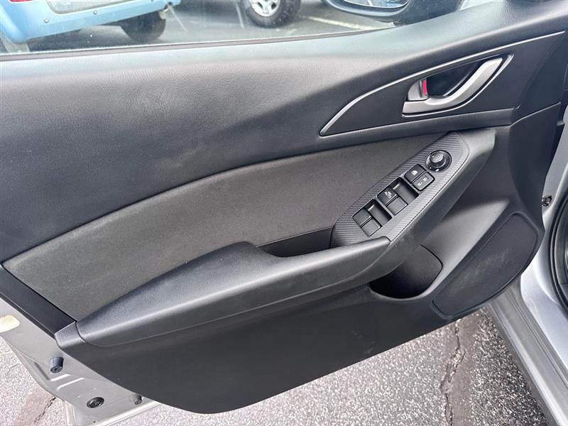 Mazda MAZDA3 i SV AT 4-Door 2014