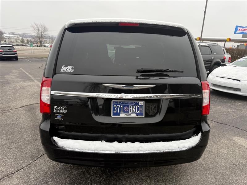 Chrysler Town & Country Touring 2013