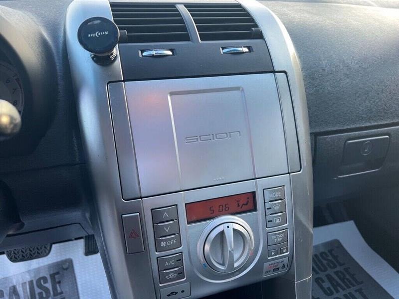 Scion tC Sports Coupe 4-Spd AT 2010